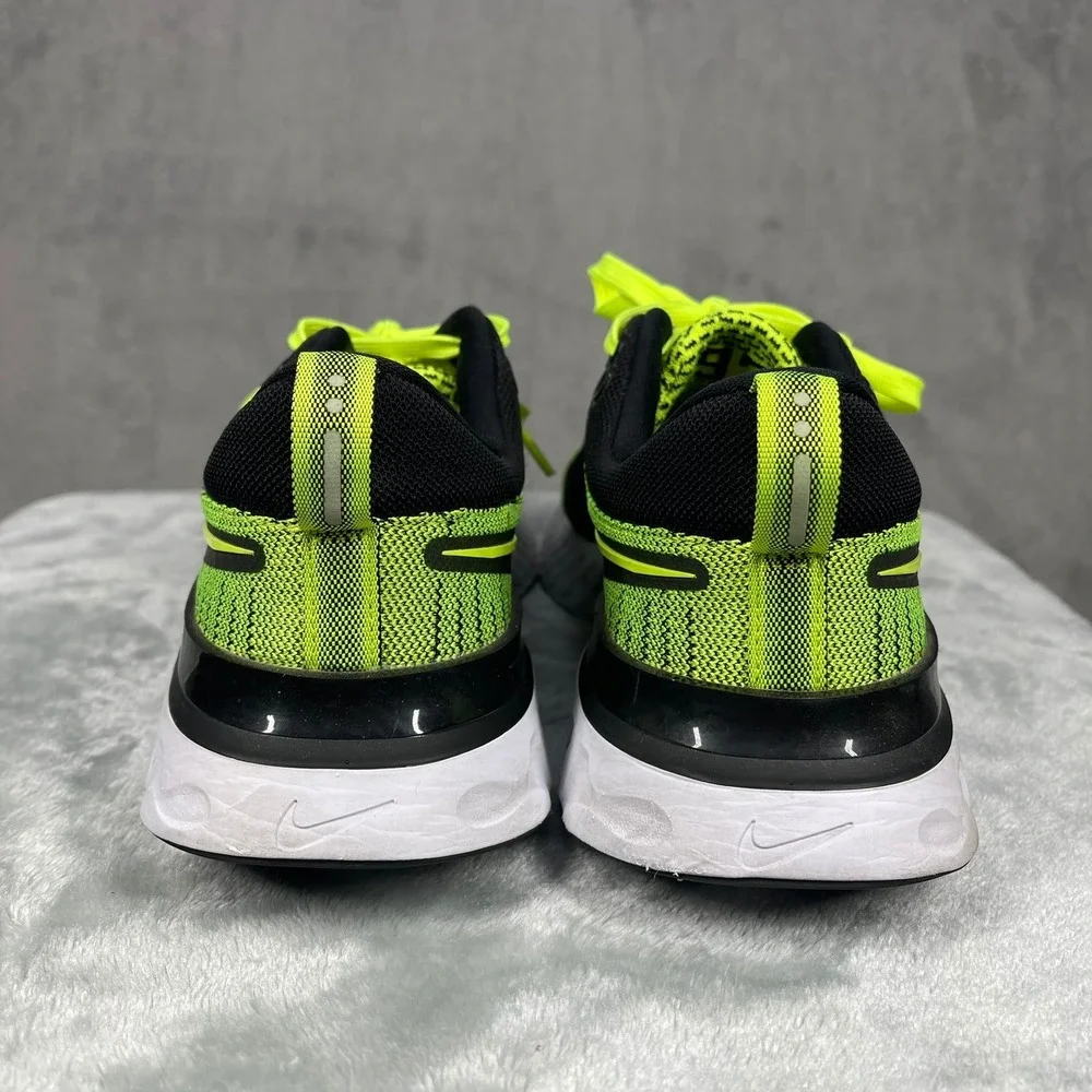 Nike React Infinity Run Flyknit Men Size 9.5 Volt Black Sneakers CD4371-700